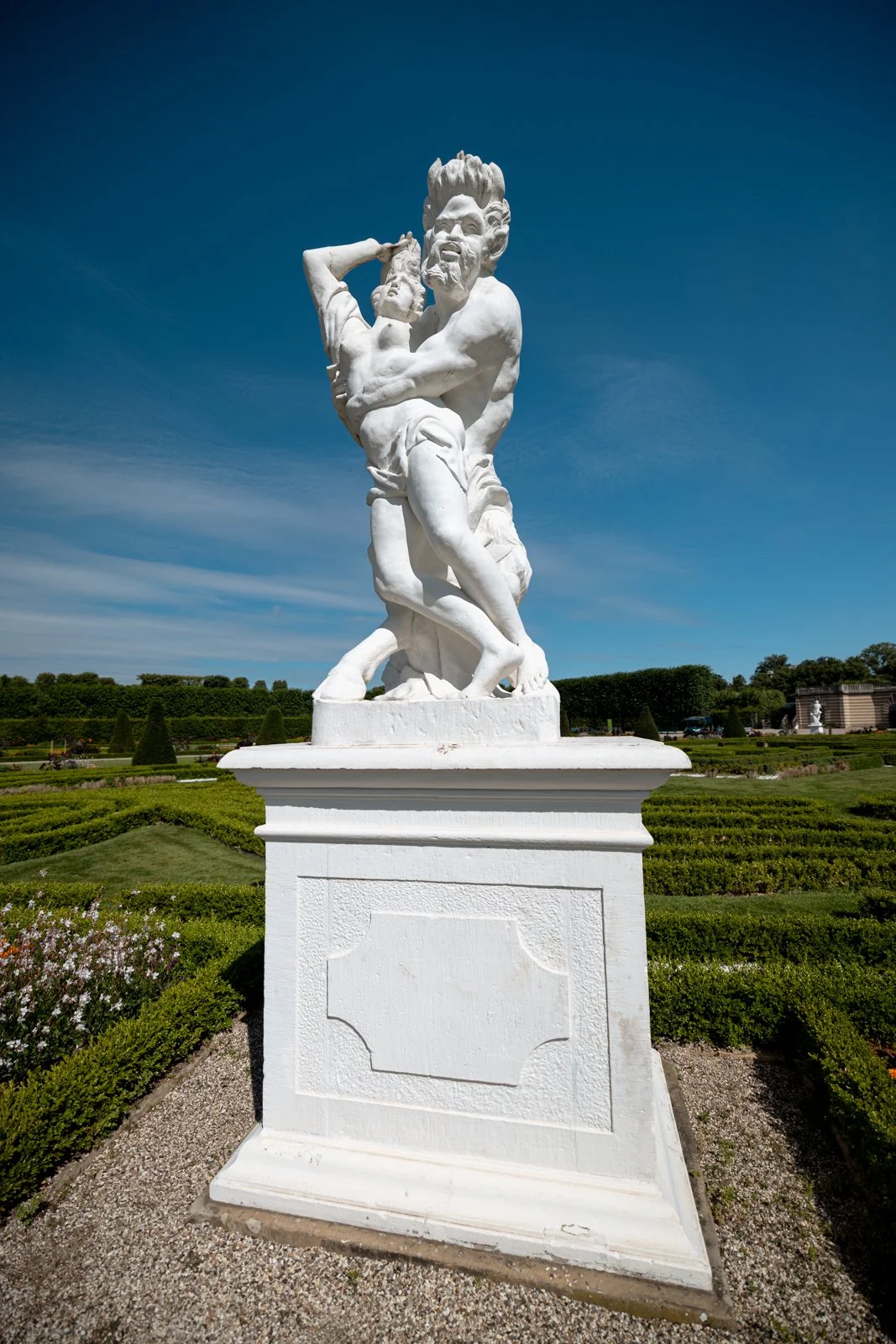 2026 HANOVER HERRENHAUSEN GARDENS AND UNIVERSITY-4.jpg