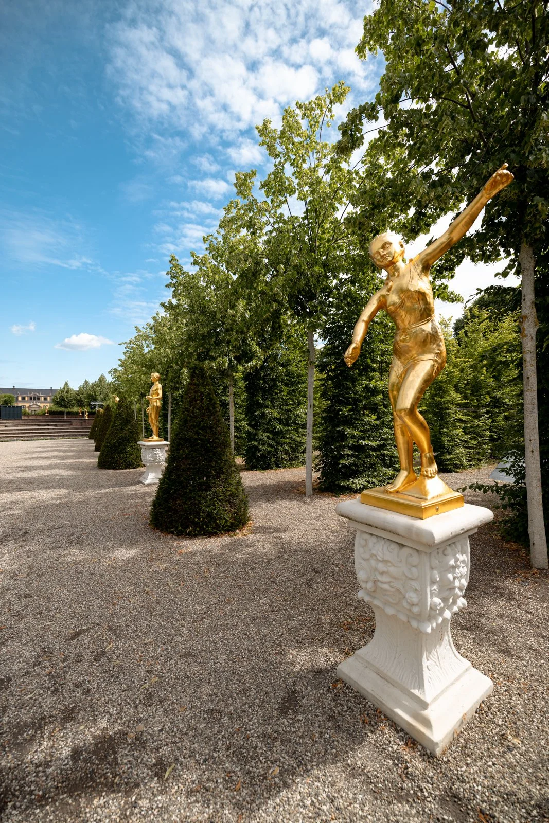 2026 HANOVER HERRENHAUSEN GARDENS AND UNIVERSITY-25.jpg