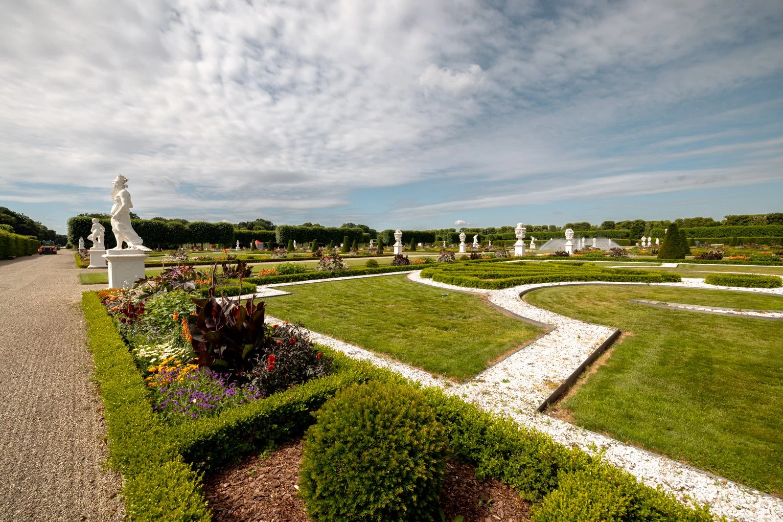 2026 HANOVER HERRENHAUSEN GARDENS AND UNIVERSITY-29.jpg