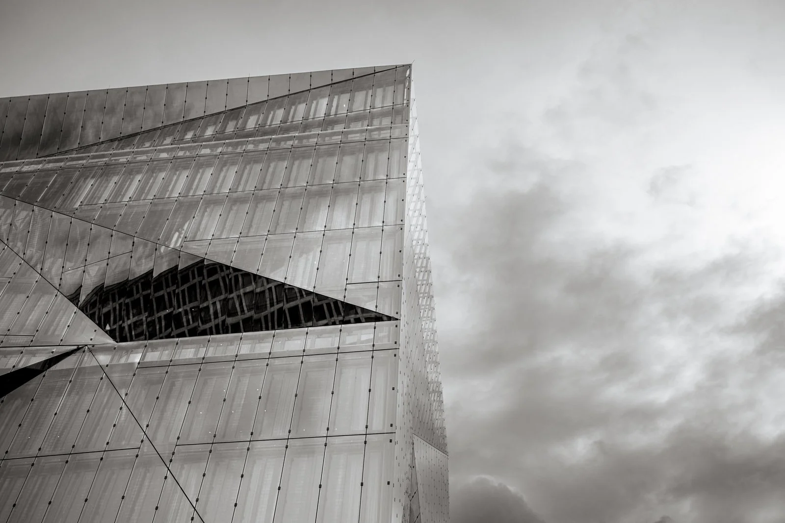 2026 BERLIN MODERN ARCHITECTURE-29.jpg