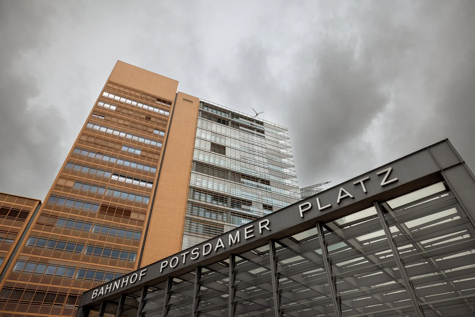 2026 BERLIN MODERN ARCHITECTURE-37.jpg