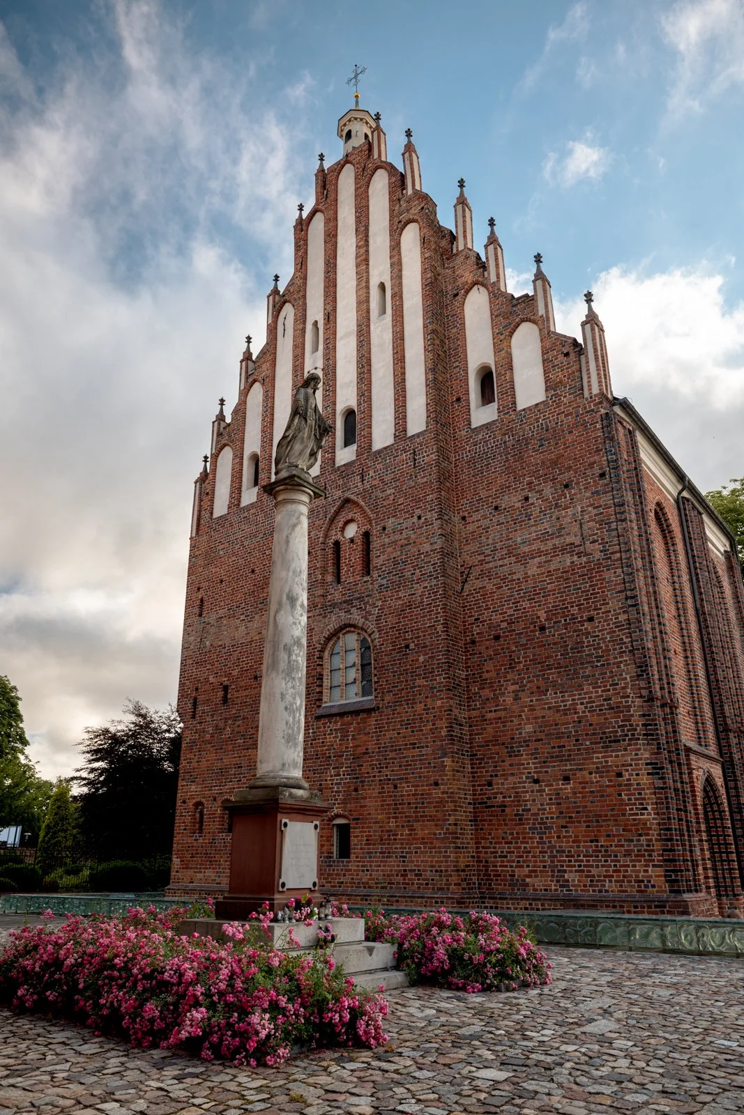 2026 POZNAN CATHEDRAL ISLAND-1.jpg