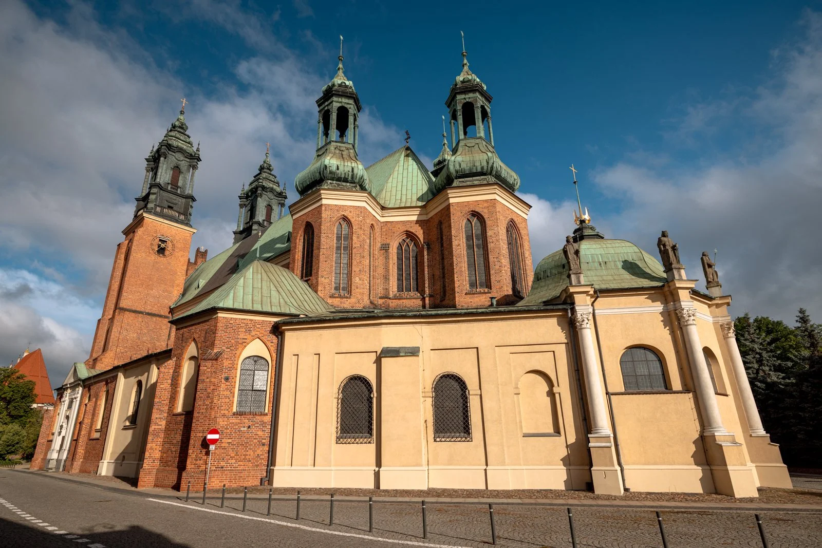 2026 POZNAN CATHEDRAL ISLAND-34.jpg