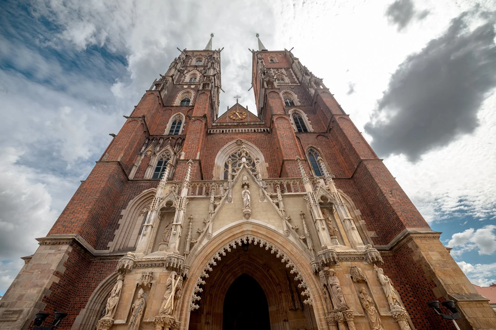 2026 WROCLAW CATHEDRAL ISLAND-13.jpg