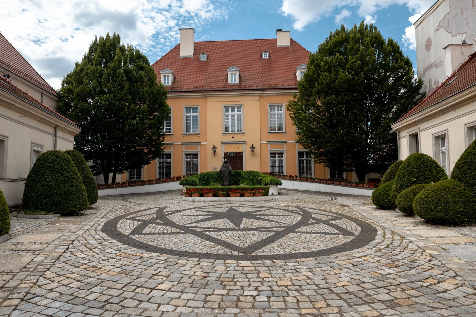 2026 WROCLAW CATHEDRAL ISLAND-26.jpg