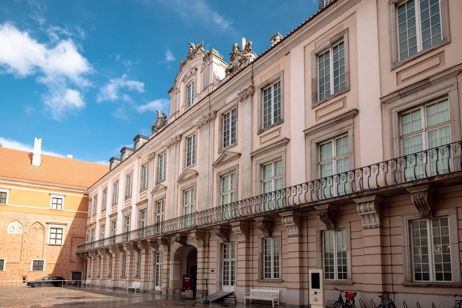 2026 WARSAW ROYAL CASTLE-4.jpg