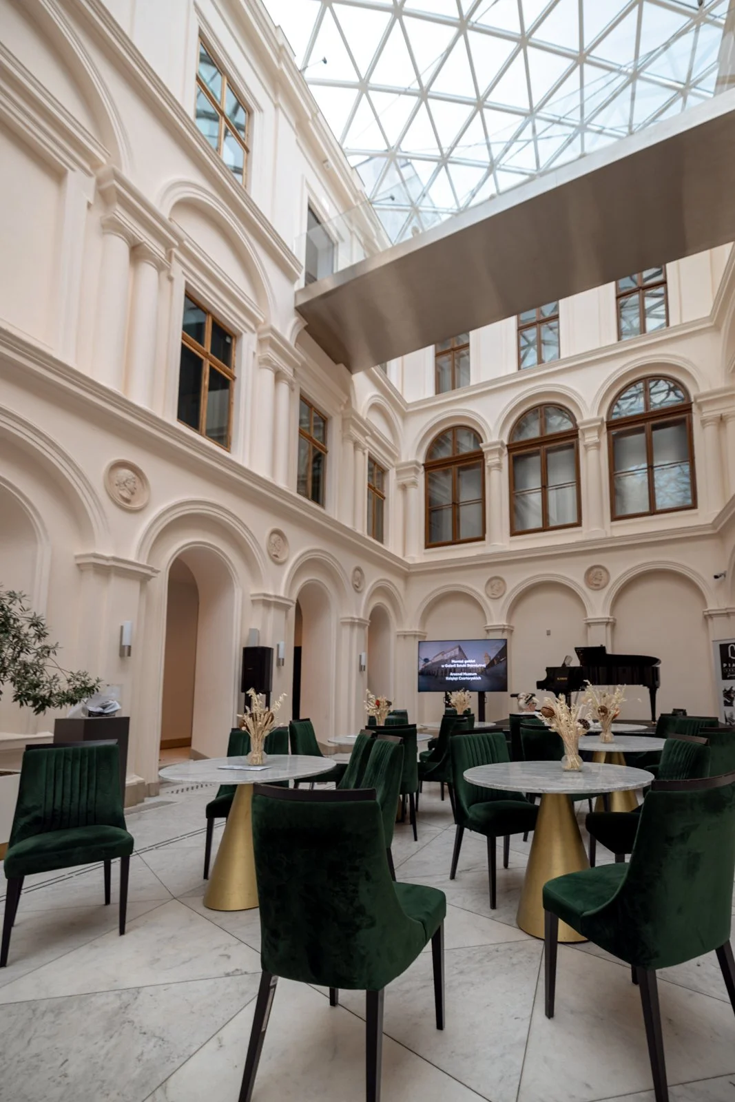 2026 KRAKOW CZARTORYSKI MUSEUM-3.jpg