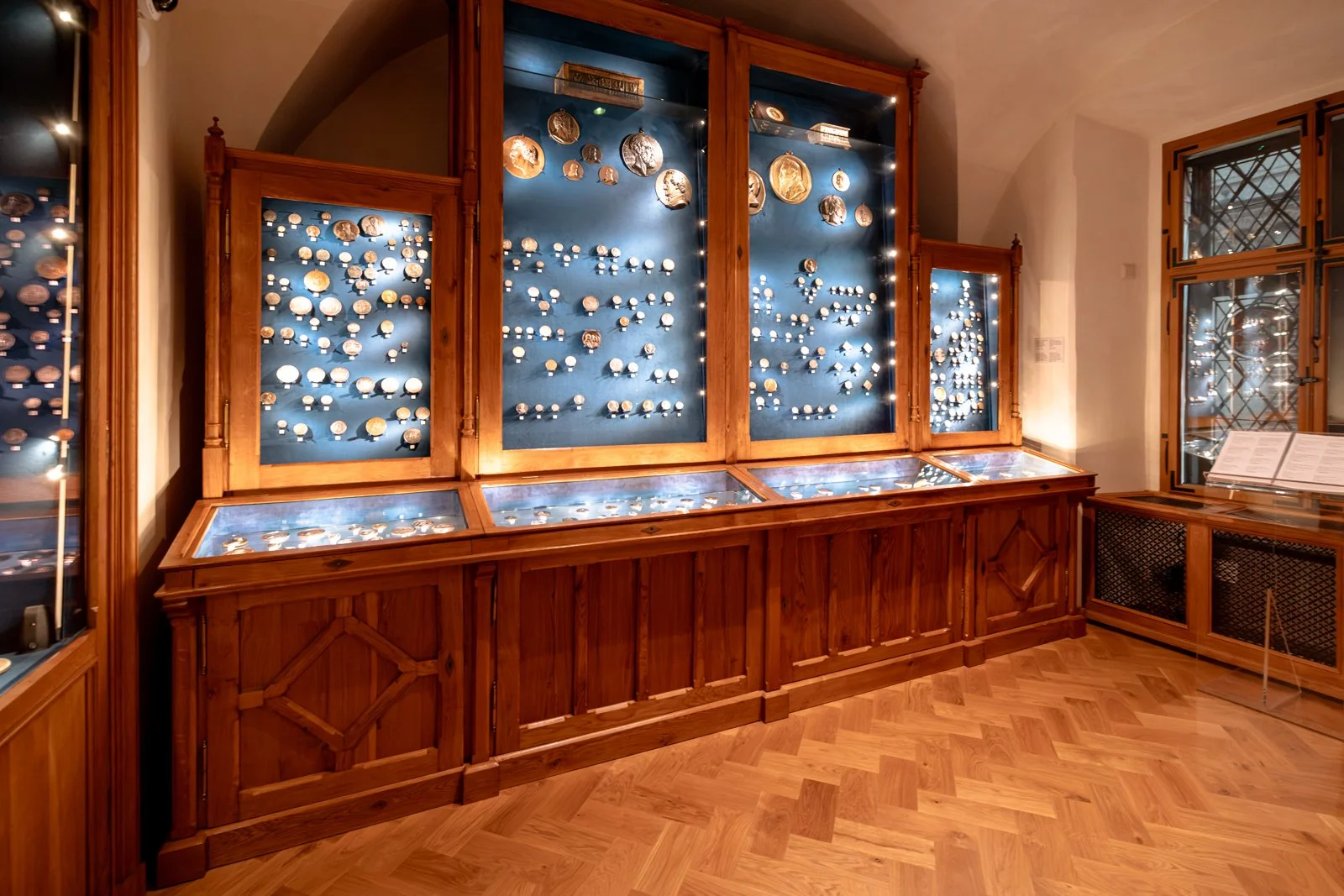 2026 KRAKOW CZARTORYSKI MUSEUM-18.jpg