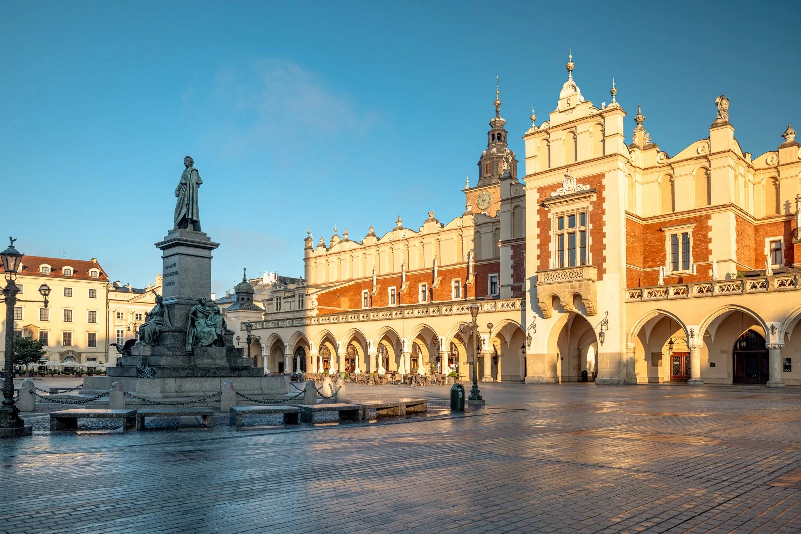 2026 KRAKOW OLD TOWN-54.jpg