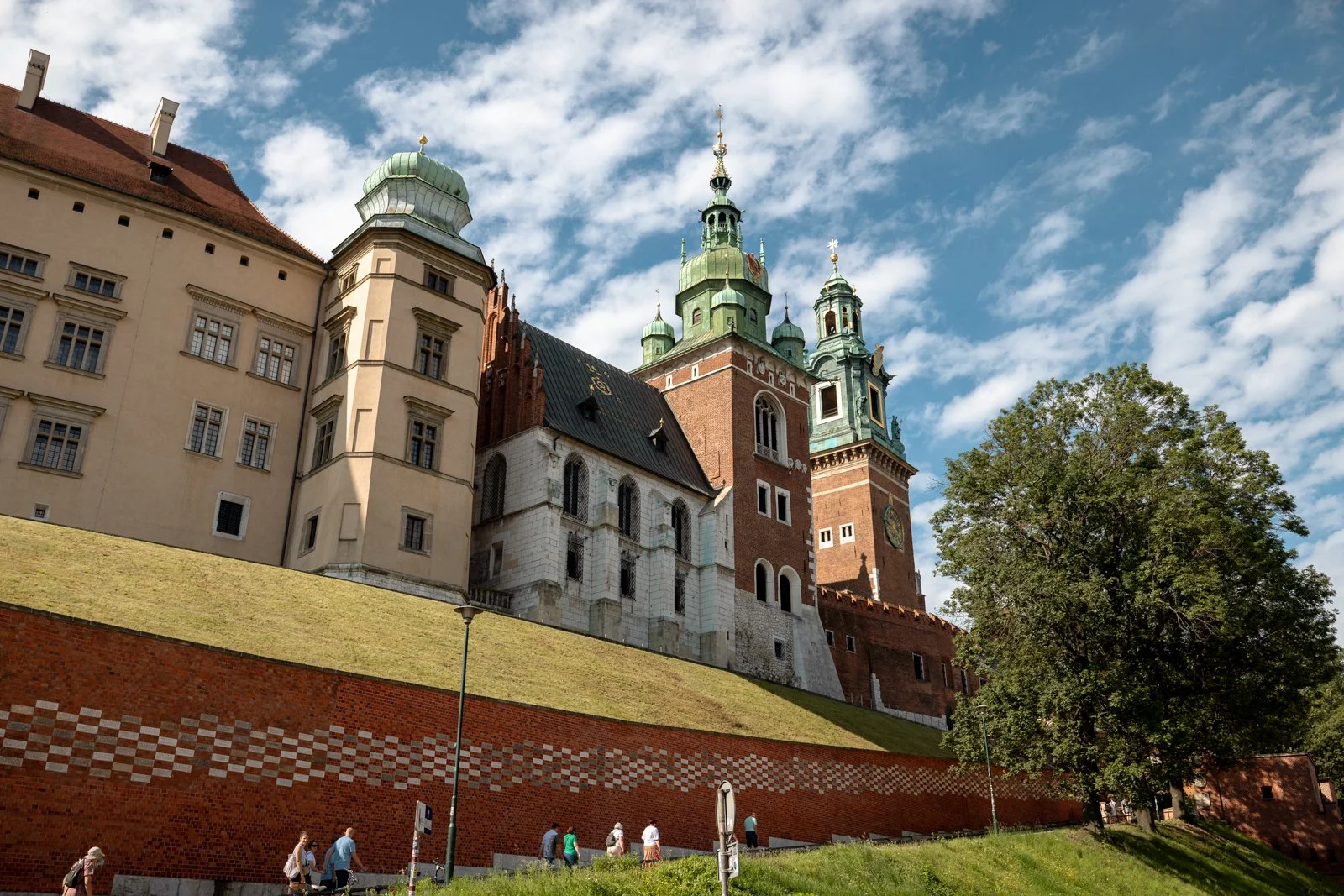 2026 KRAKOW WAWEL CASTLE-10.jpg