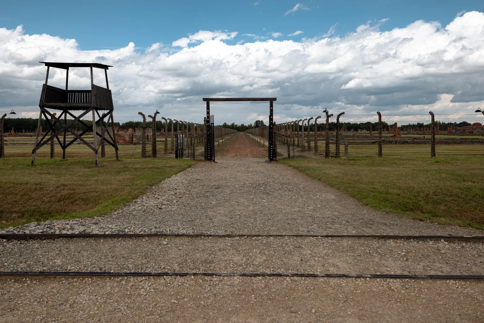 2026 AUSCHWITZ BIRKENAU-29.jpg