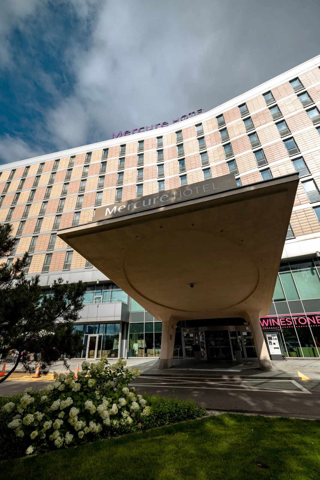 2026 HOTEL POZNAN MERCURE-6.jpg