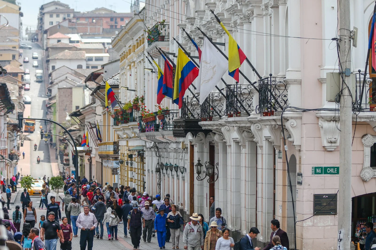 GALAPAGOS QUITO URBAN-38.JPG