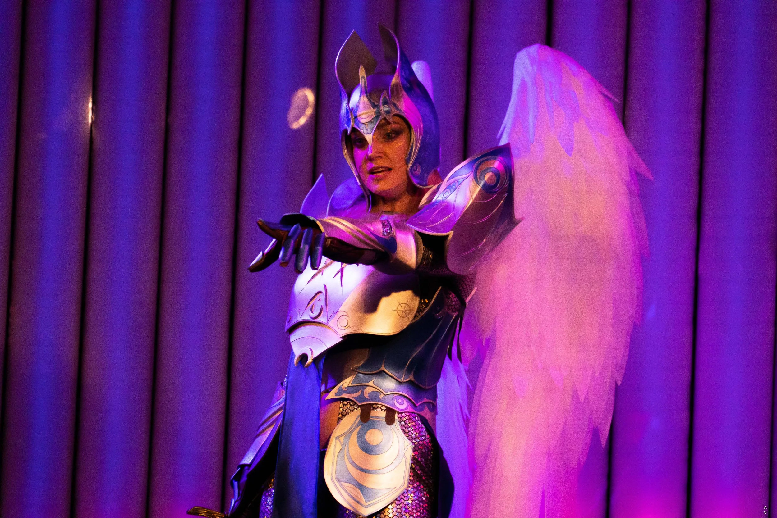 Dame Aylin act, Bhaal Babes Burlesque 