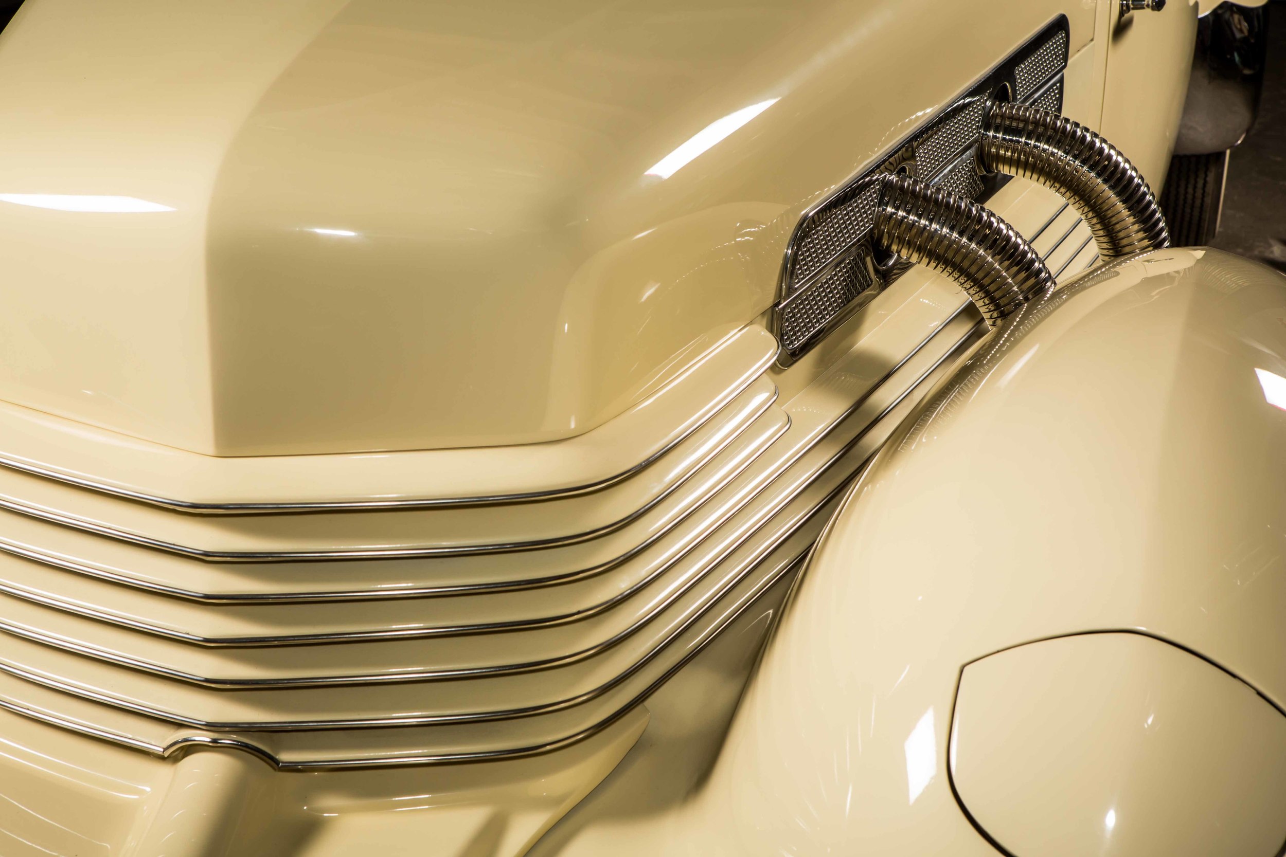 1937 Cord-3.jpg