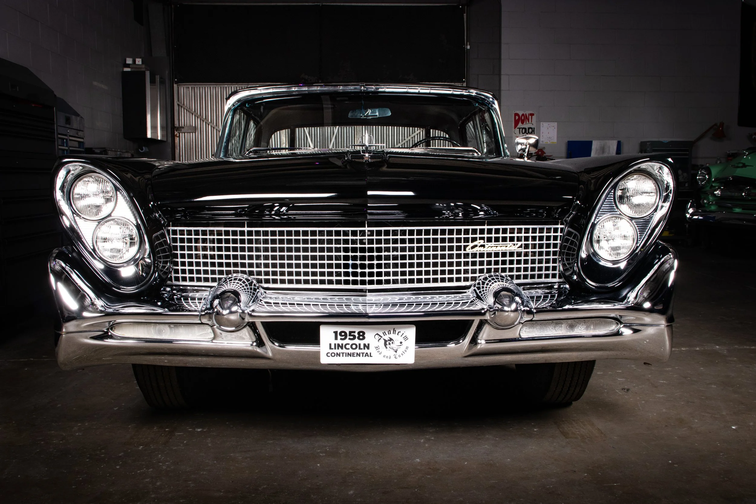 1958 Lincoln Mark III-2.jpg