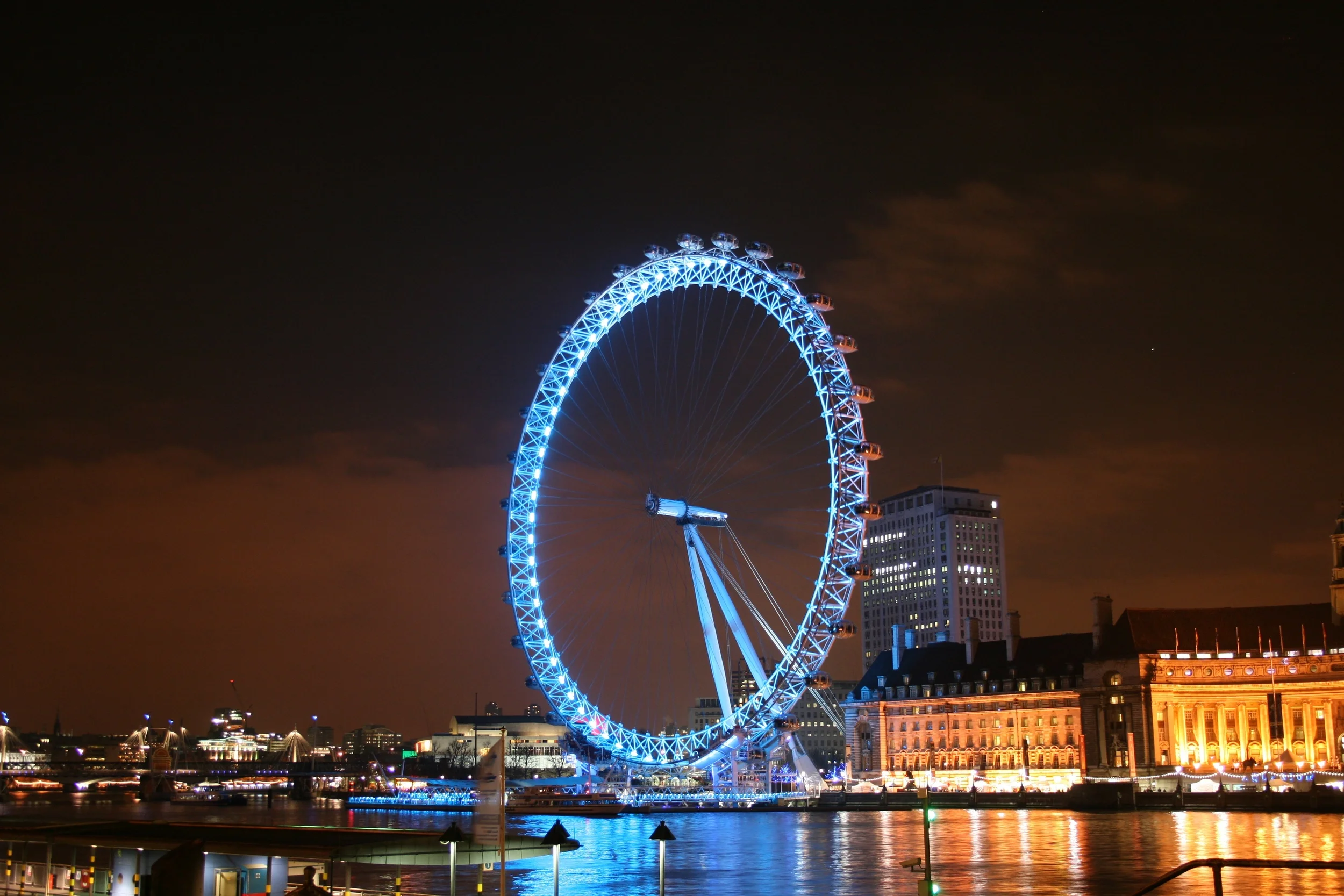 London_Eye_at_night_1.jpg