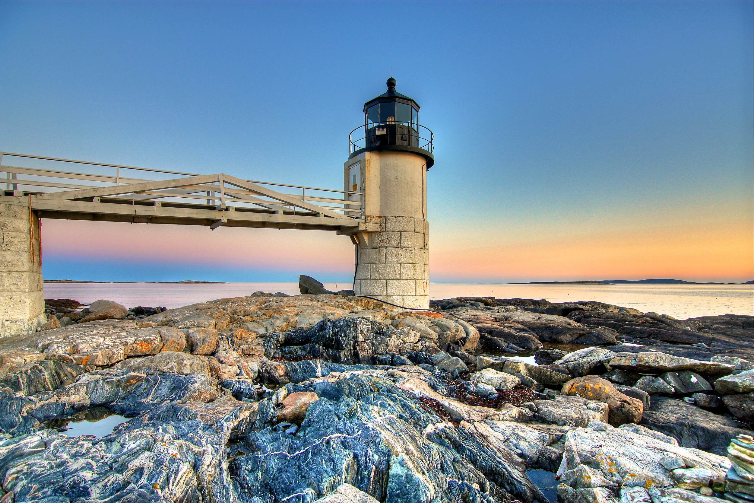 lighthouse.jpg