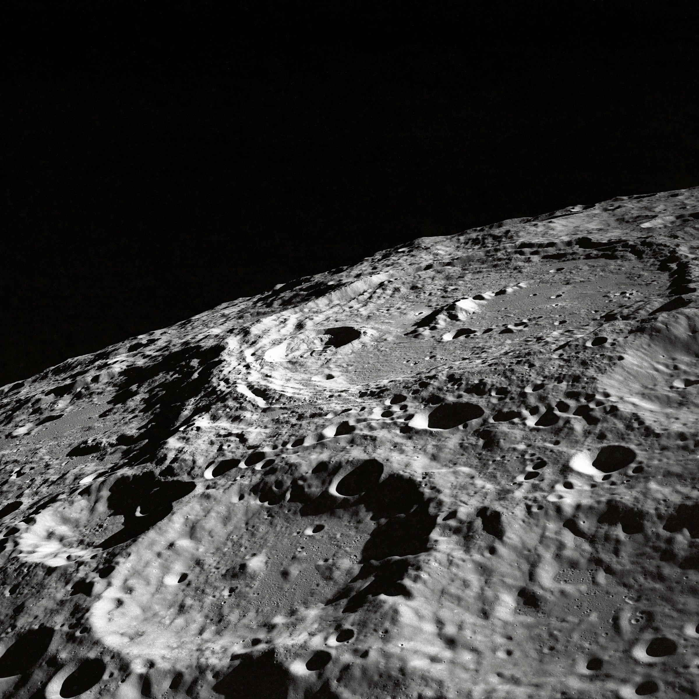  Property Rights on the Moon   Space Invaders    Read on  