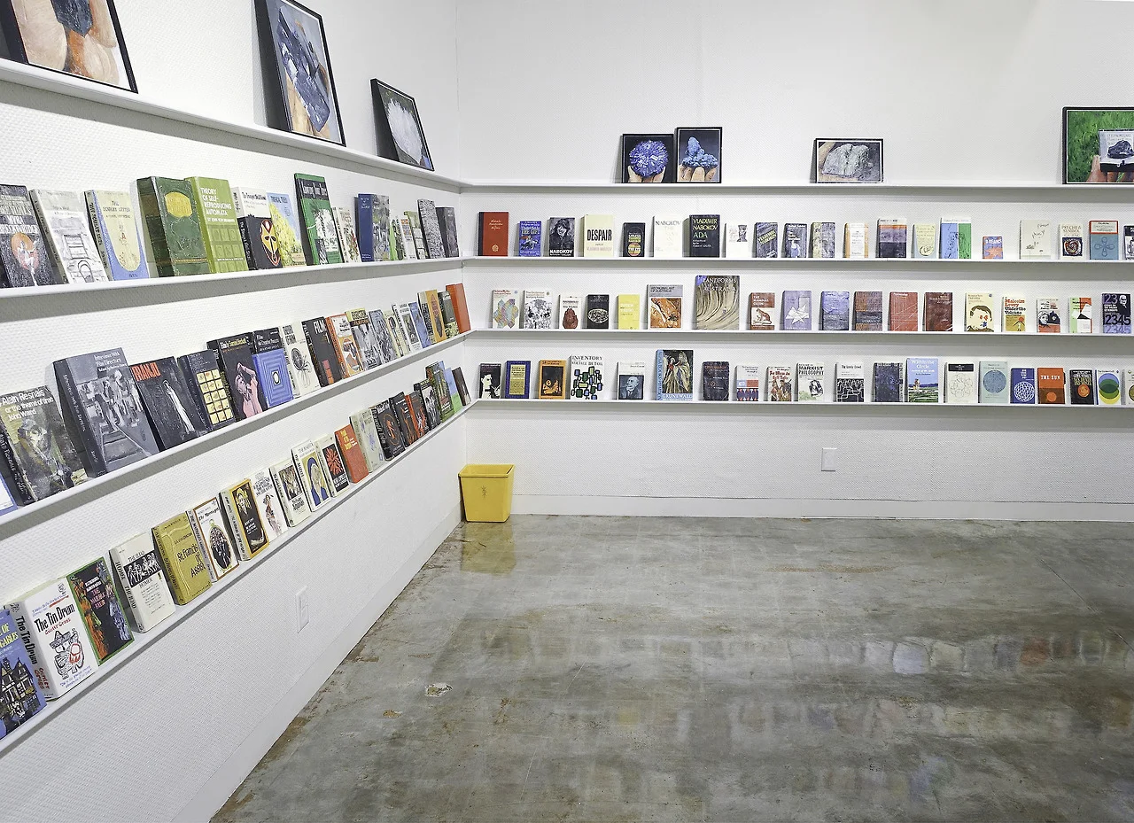 Cress Gallery Exhibition Shelving