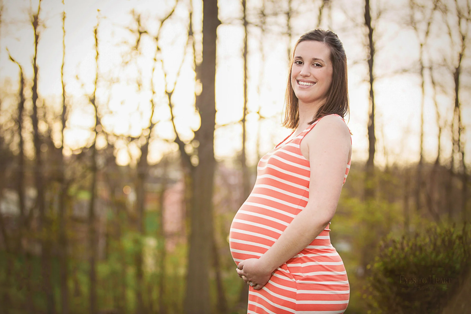 Cincinnati-Maternity-Photographers-19.jpg