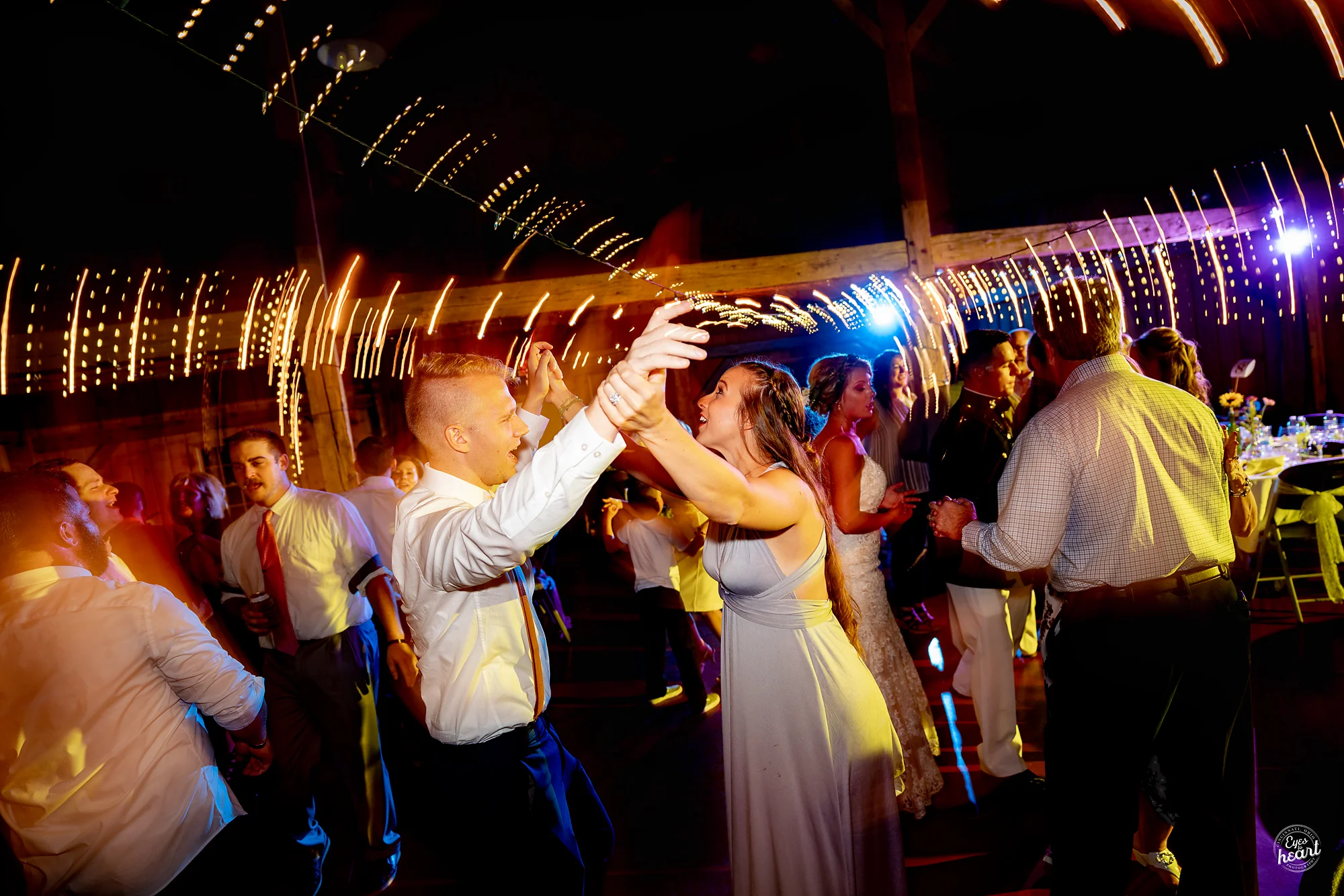 Cincinnati-Wedding-Photographers-Hughes-Center-Barn-43.jpg