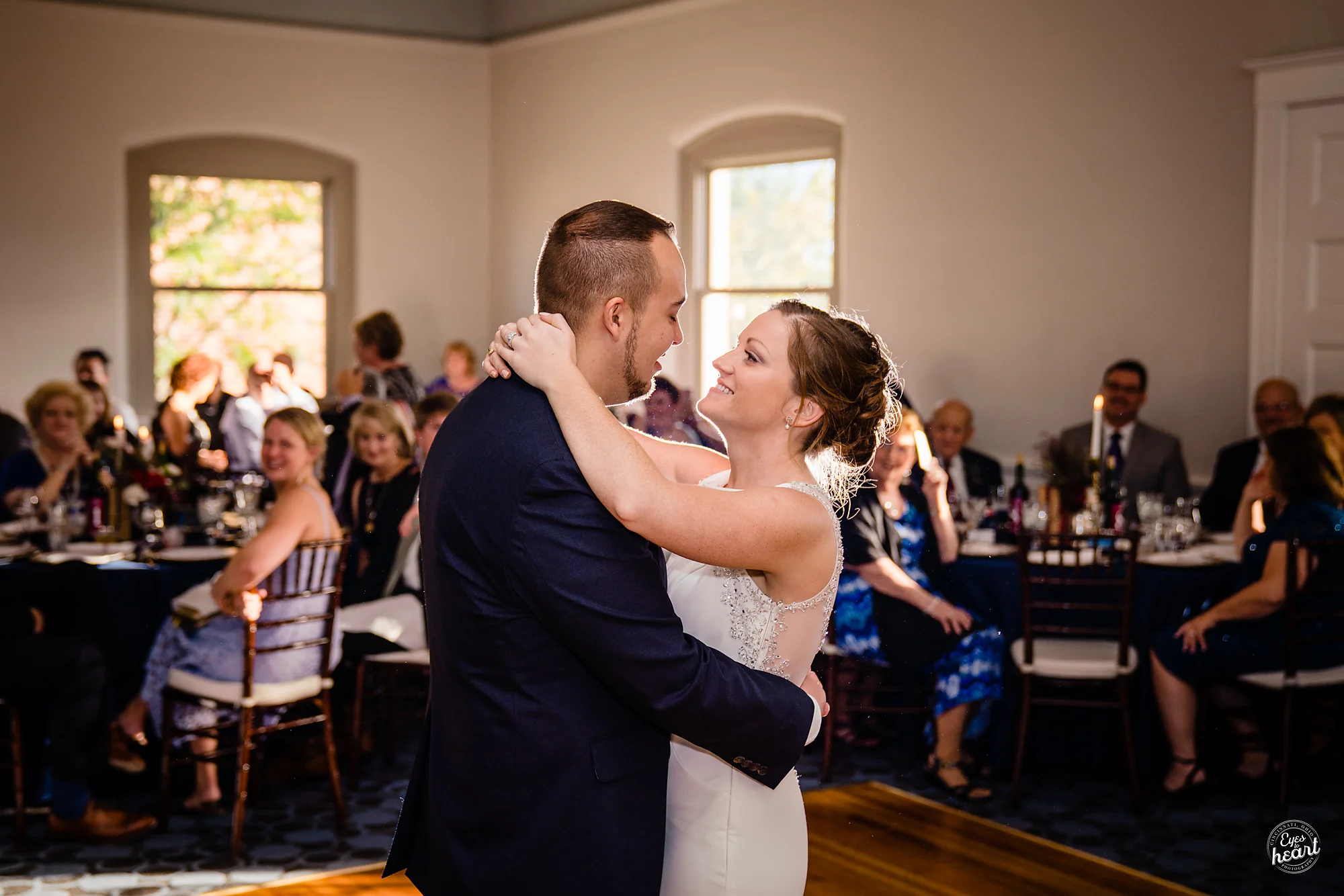 Carnegie-Hall-Newport-KY-Wedding-Photographer-2.jpg