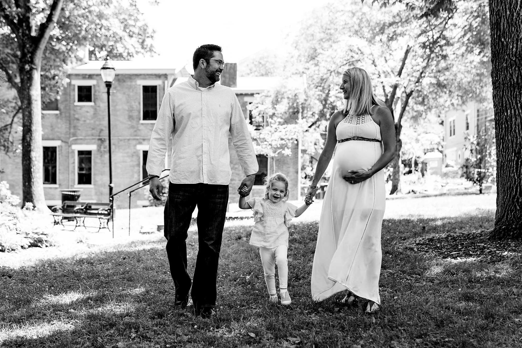 Cincinnati-Maternity-Photographer-3.jpg