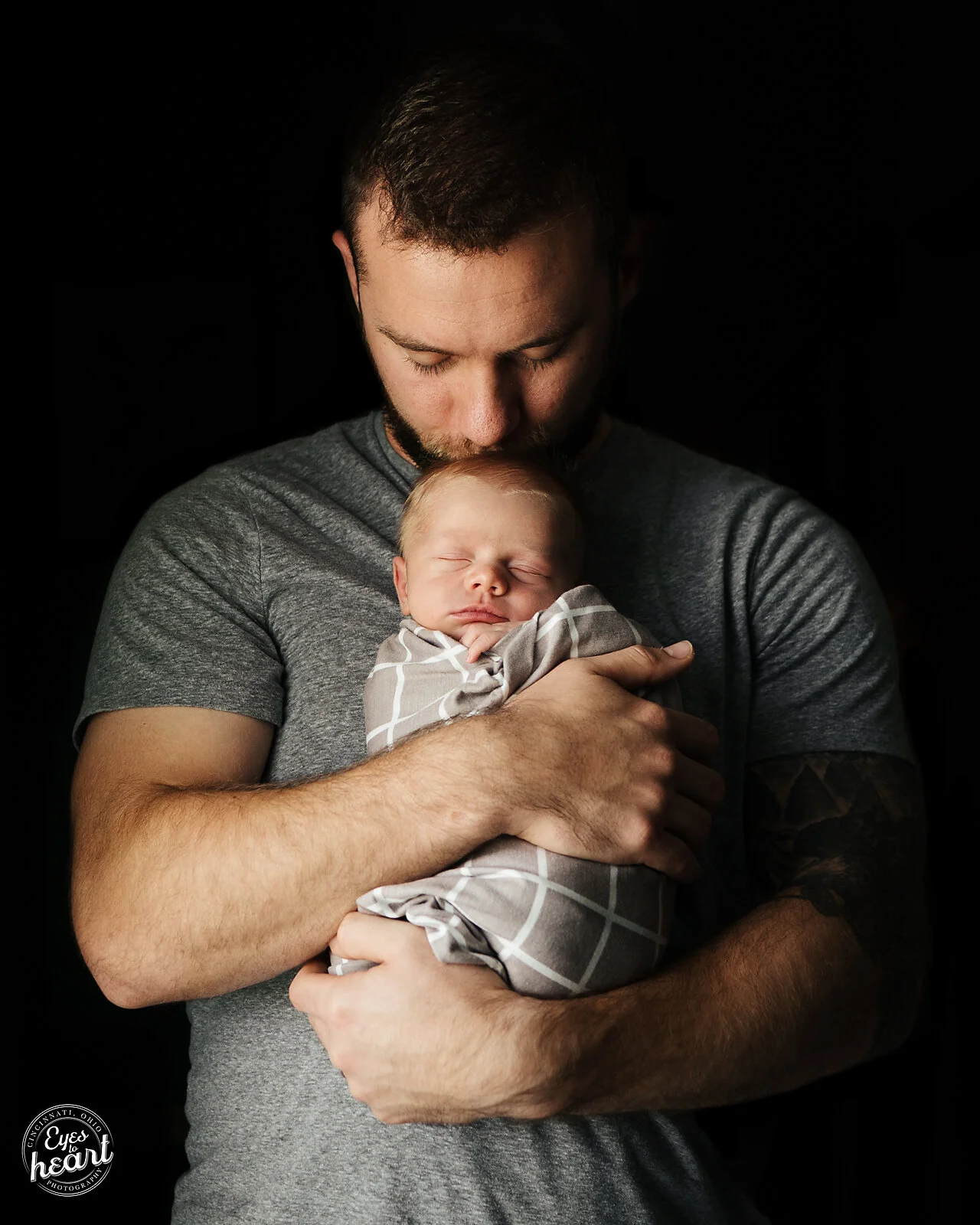 CIncinnati-Newborn-Photographer-5.jpg