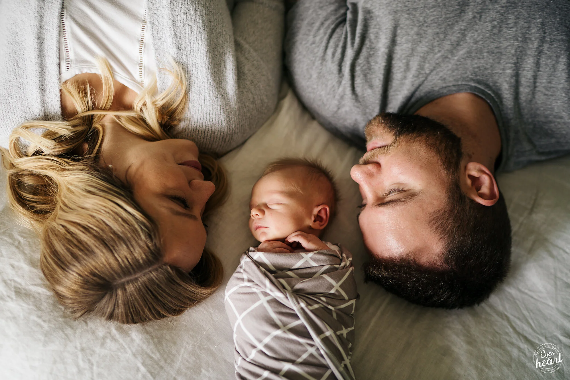 CIncinnati-Newborn-Photographer-2.jpg