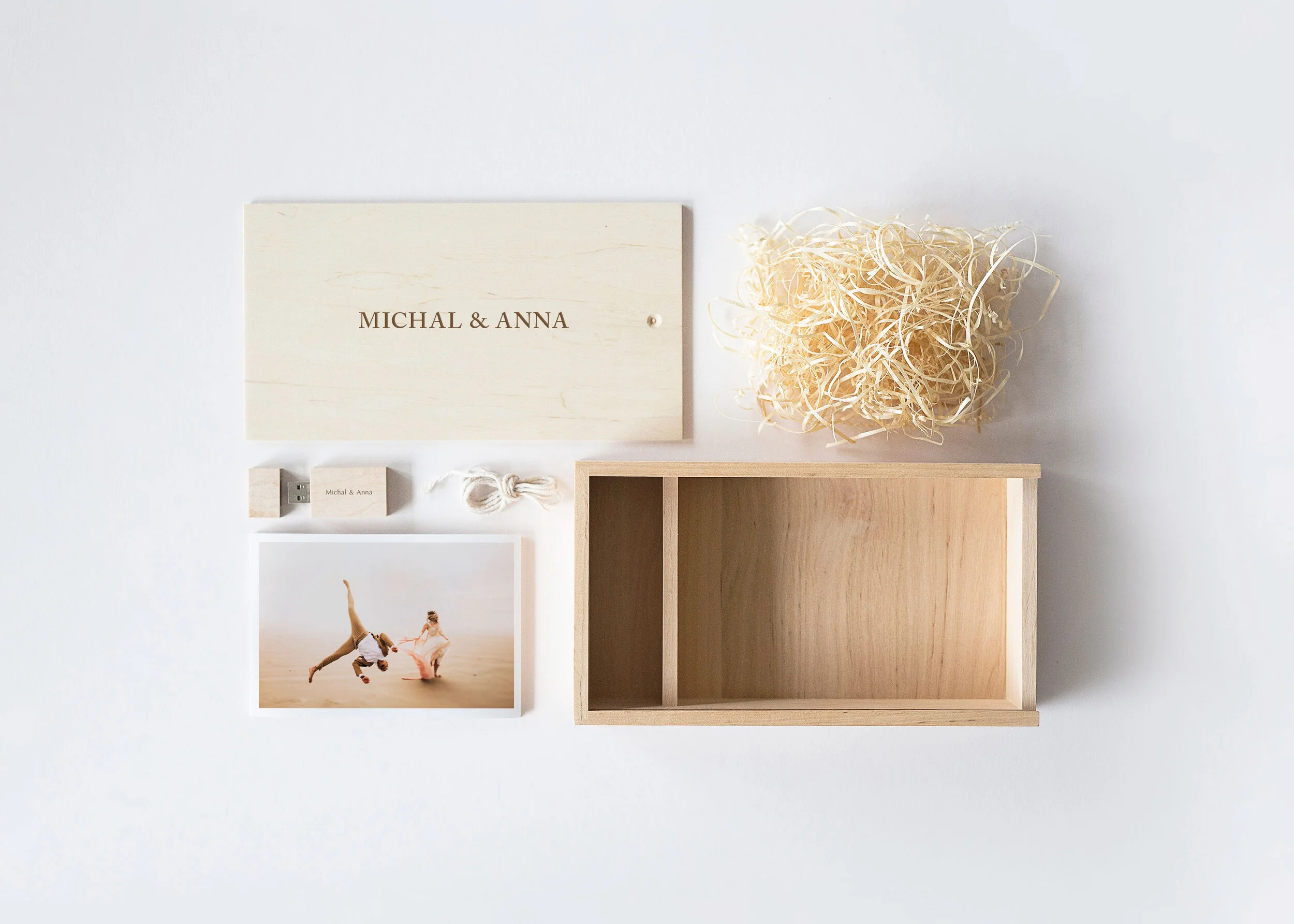 Wooden Banana | EU 5 Wooden Print Box + USB