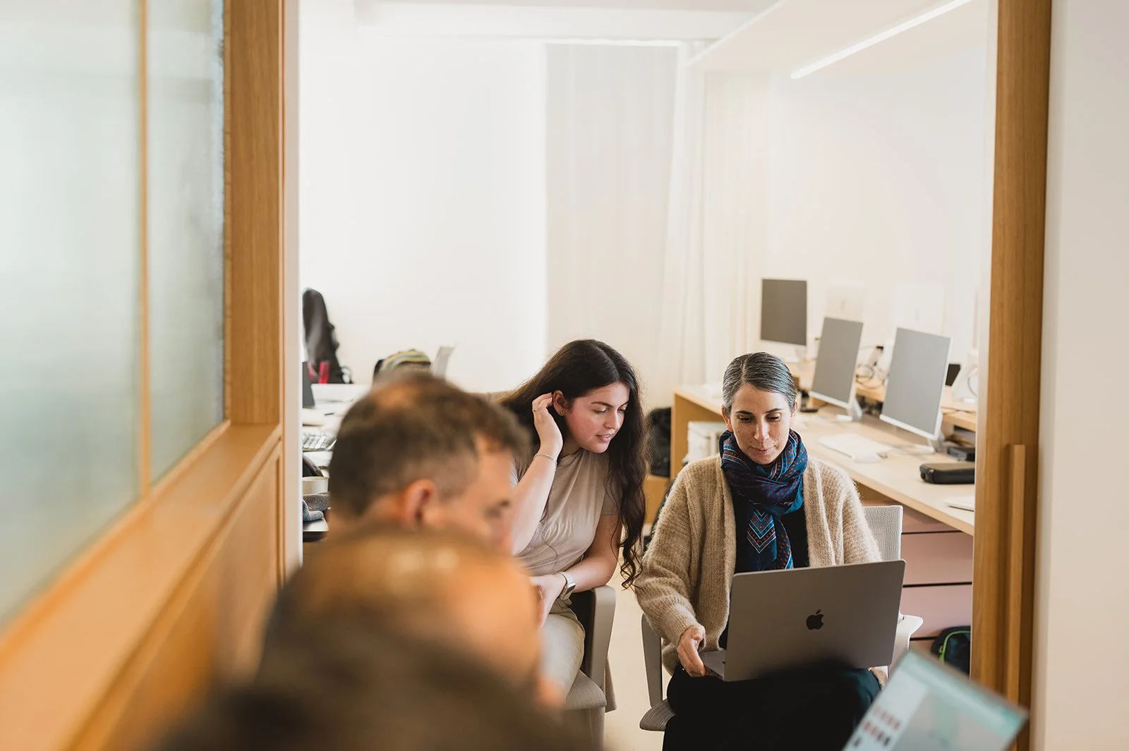 Shaping an Industry: A Co-Founder’s Journey in Art & Business 2 Shaping an Industry: A Co-Founder’s Journey in Art & Business 1