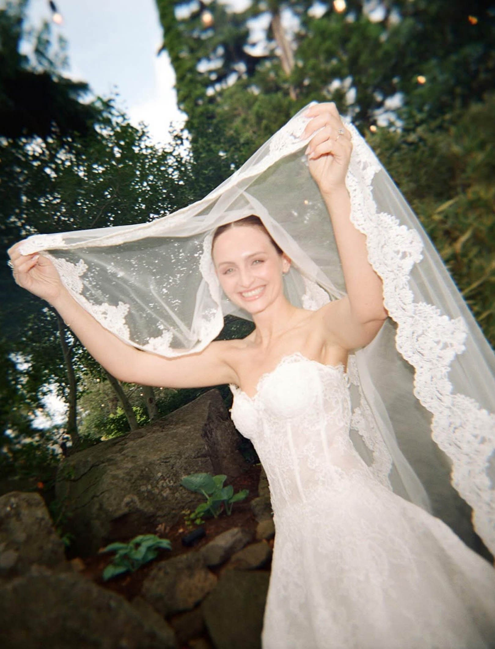 Top 5 Wedding Photography Trends 2025 4 Photo by Anni Graham