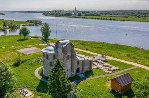 JPEG image-46E9-B27F-E3-1.jpeg