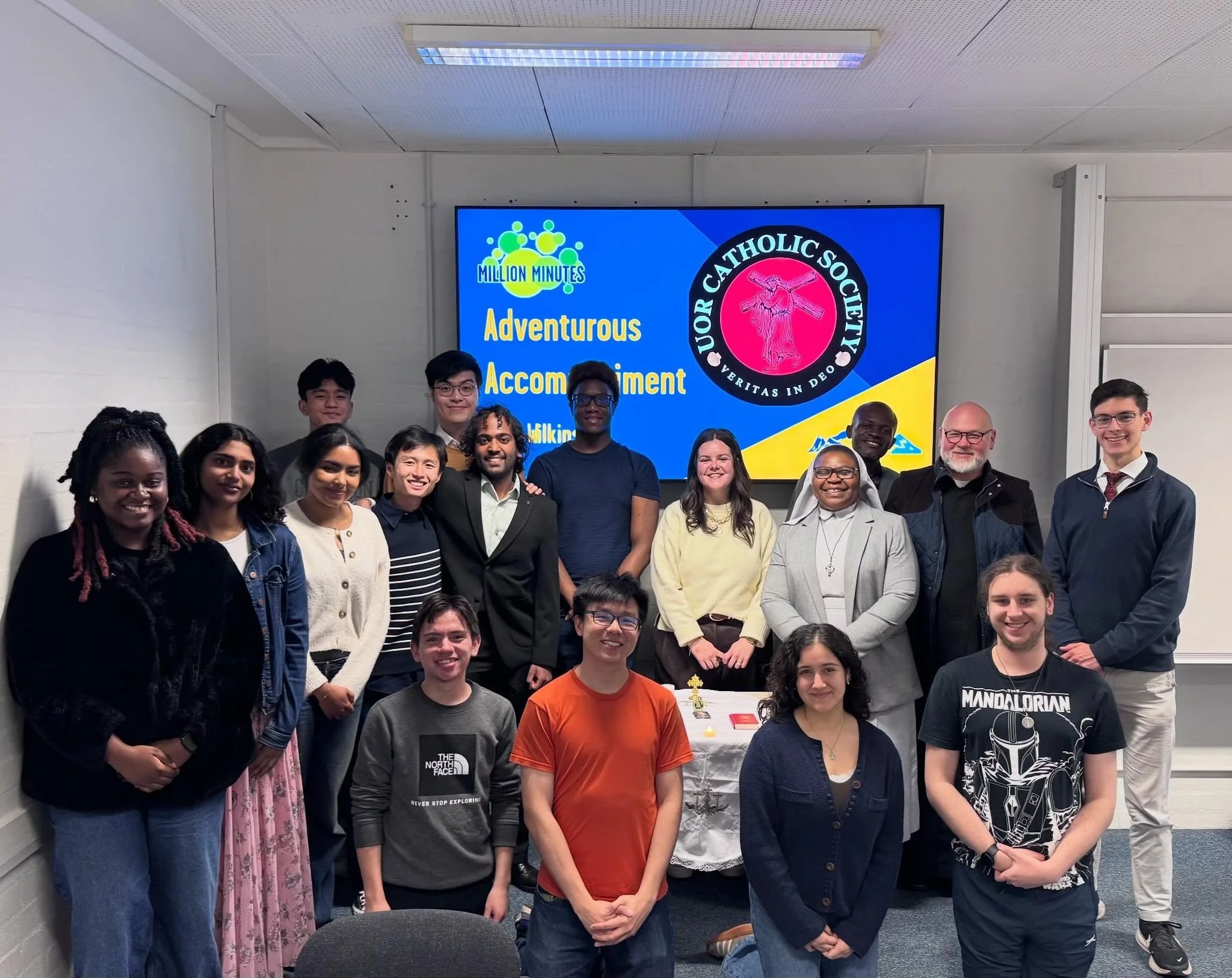 Yesterday Kate visited @uorcathsoc and @readingunichaplaincy to deliver a workshop on Adventurous Accompaniment. It was great to be with this group again after visiting last year and to continue the Adventurous Accompaniment journey with them. 

We a
