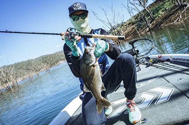 New @daiwaaustralia #Tatula rods are coming soon! I had so much fun with these in the design phase. Can’t wait for everyone to get their hands on them. Looking forward to a few cold mornings throwing big baits with the swimbait models this winter!
#TeamDaiwa
#TideApparel
#BassOpen
📸 @habenergoodtime