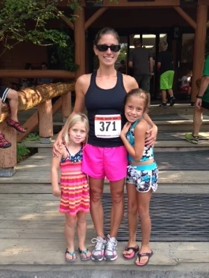 Theresa with her two cute daughters