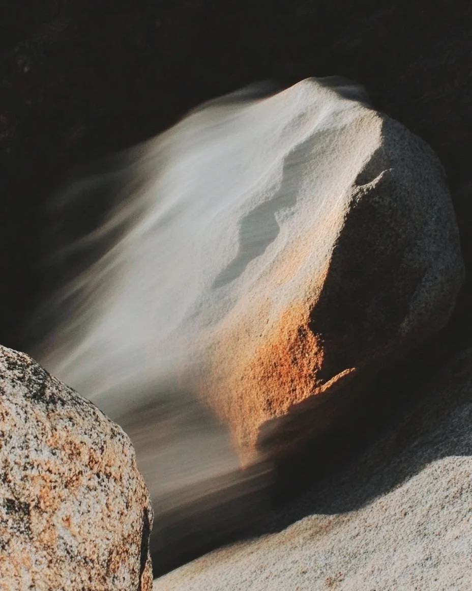 We move differently. Through the city, out into the world. No seasons define us. No trends drive us. Built for purpose and built on experience.
//Yama launching soon.