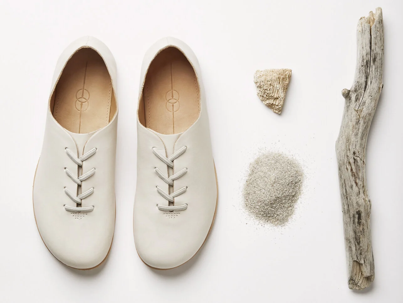 email crop white omnis.jpg