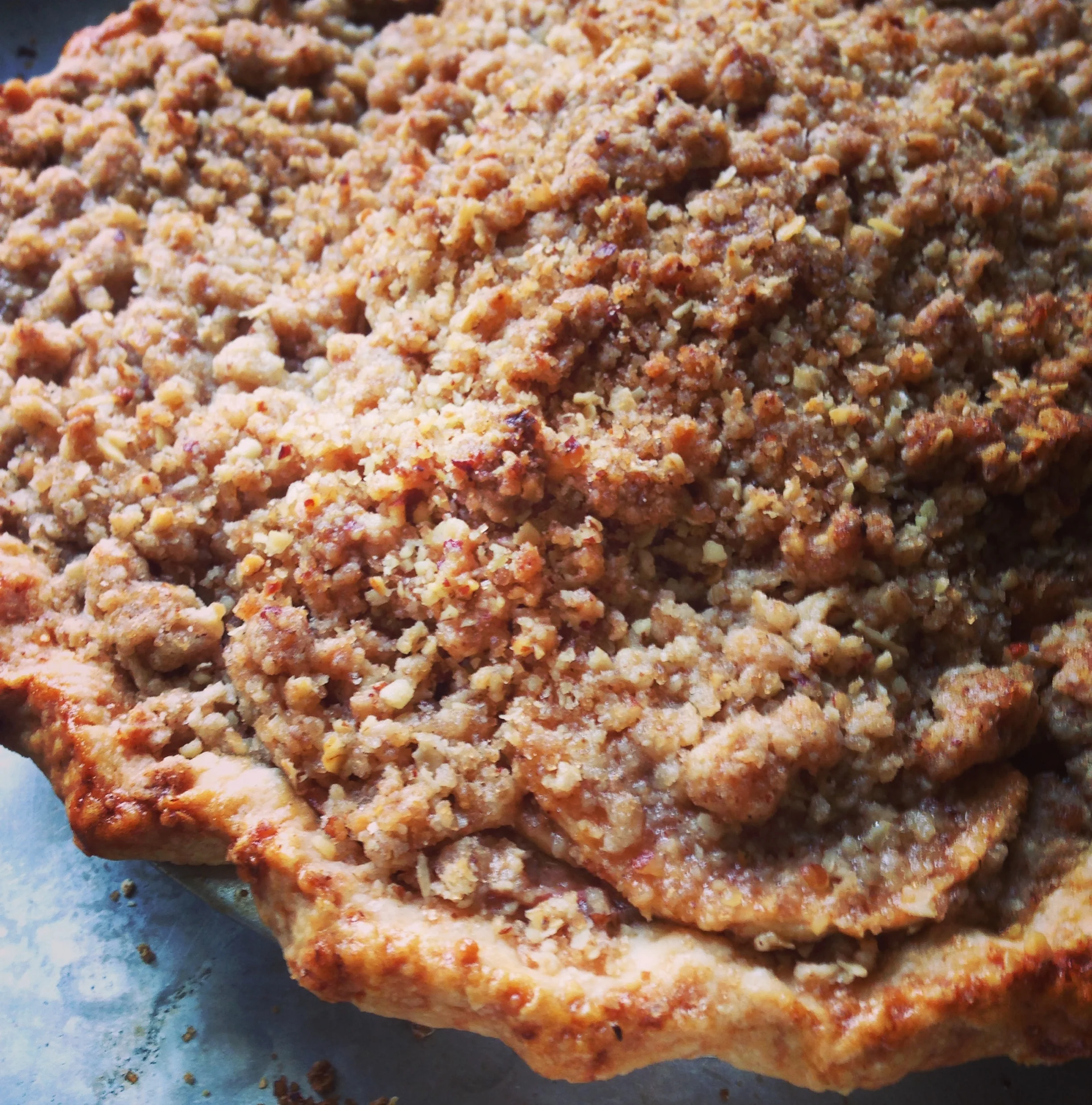 apple crumb pie.jpg