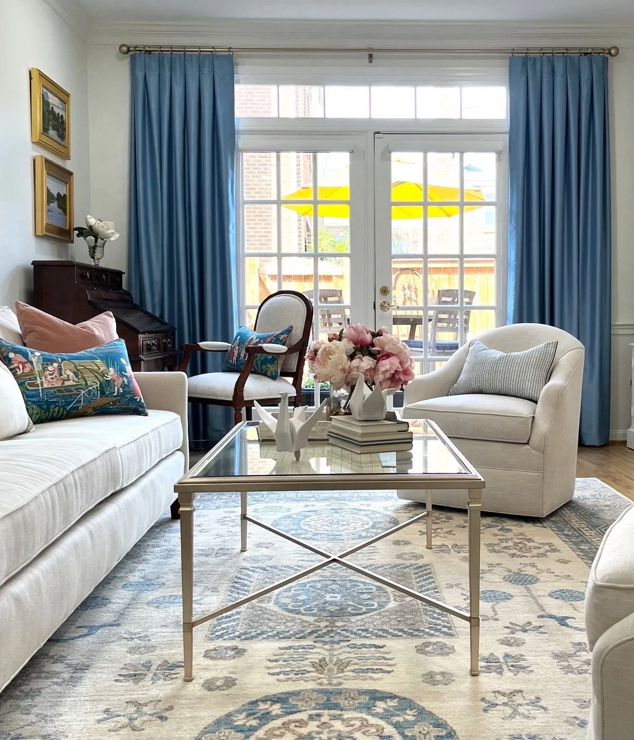 This living room is giving all the fresh, airy spring vibes 🌿✨
Soft blues, elegant textures, and delicate florals create a space that feels calm, uplifting, and effortlessly timeless. My client wanted something bright and welcoming &mdash; and I thi