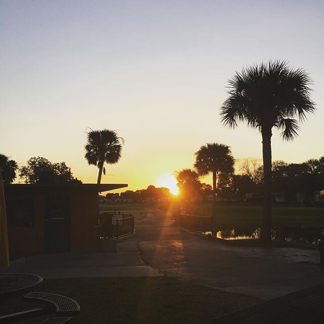 One of the advantages of working the early shift at the General Store and Pro Shop is getting to see the sun rise over the golf course. #seesimplelove #okeechobeekoaresort #winterinflorida #bestiebetsy #workamperlife