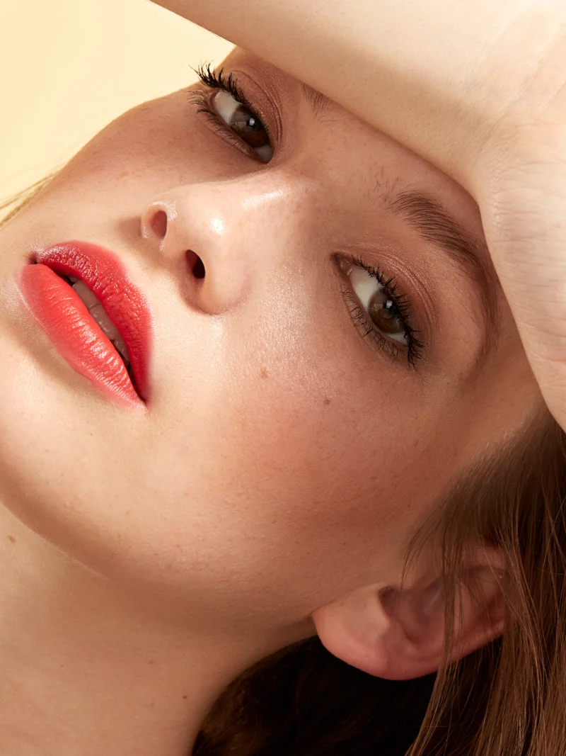 Warm Red 'Big Band' looks Modern and wearable when you soften the edge with a cotton bud or your finger.