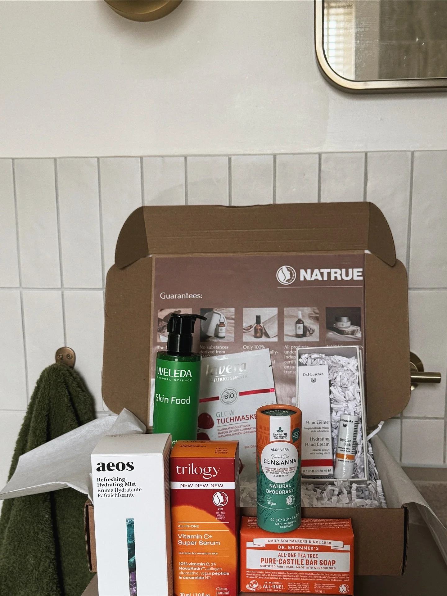 If you&rsquo;ve ever thought natural beauty meant &ldquo;less effective&rdquo; or &ldquo;less glam&rdquo; it&rsquo;s time to change that this Natural Cosmetics week! 🌍

@natrue_aisbl began this awareness campaign some years ago in an effort to promo