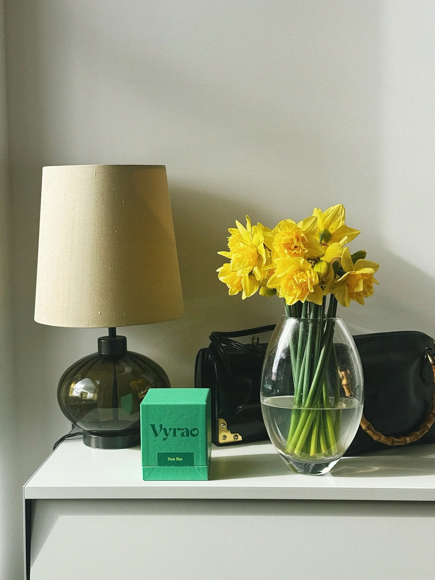 🌼SCENTS OF SPRING - SUNSHINE IN A BOTTLE - I am becoming more obsessed with the Sun and @vyraoworld Sun Rae is the most perfect scent to conjure fresh grass and warm sunshine, with a cool breeze characteristic of spring.

Everything is Energy and En