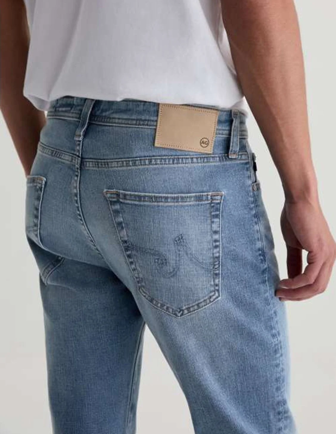 Tellis Jean in Sequoia Super Comfort Denim Wash $225