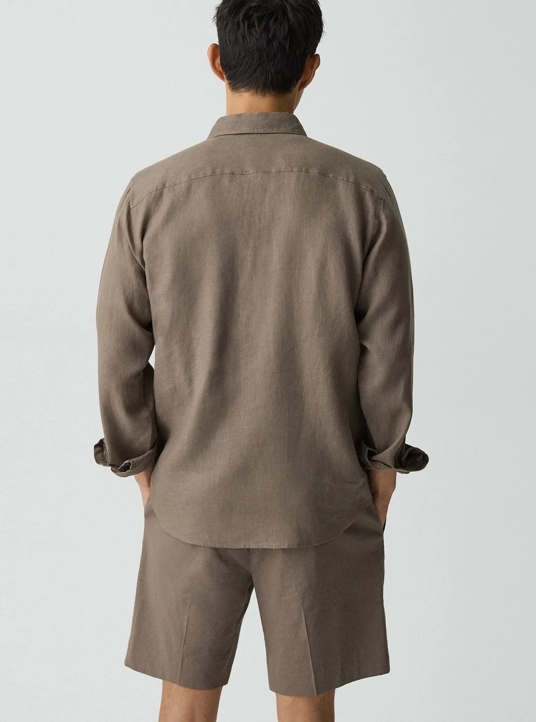 Irving Relaxed Linen Shirt in Morel $225