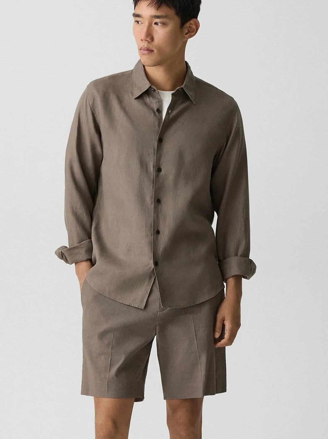 Irving Relaxed Linen Shirt in Morel $225