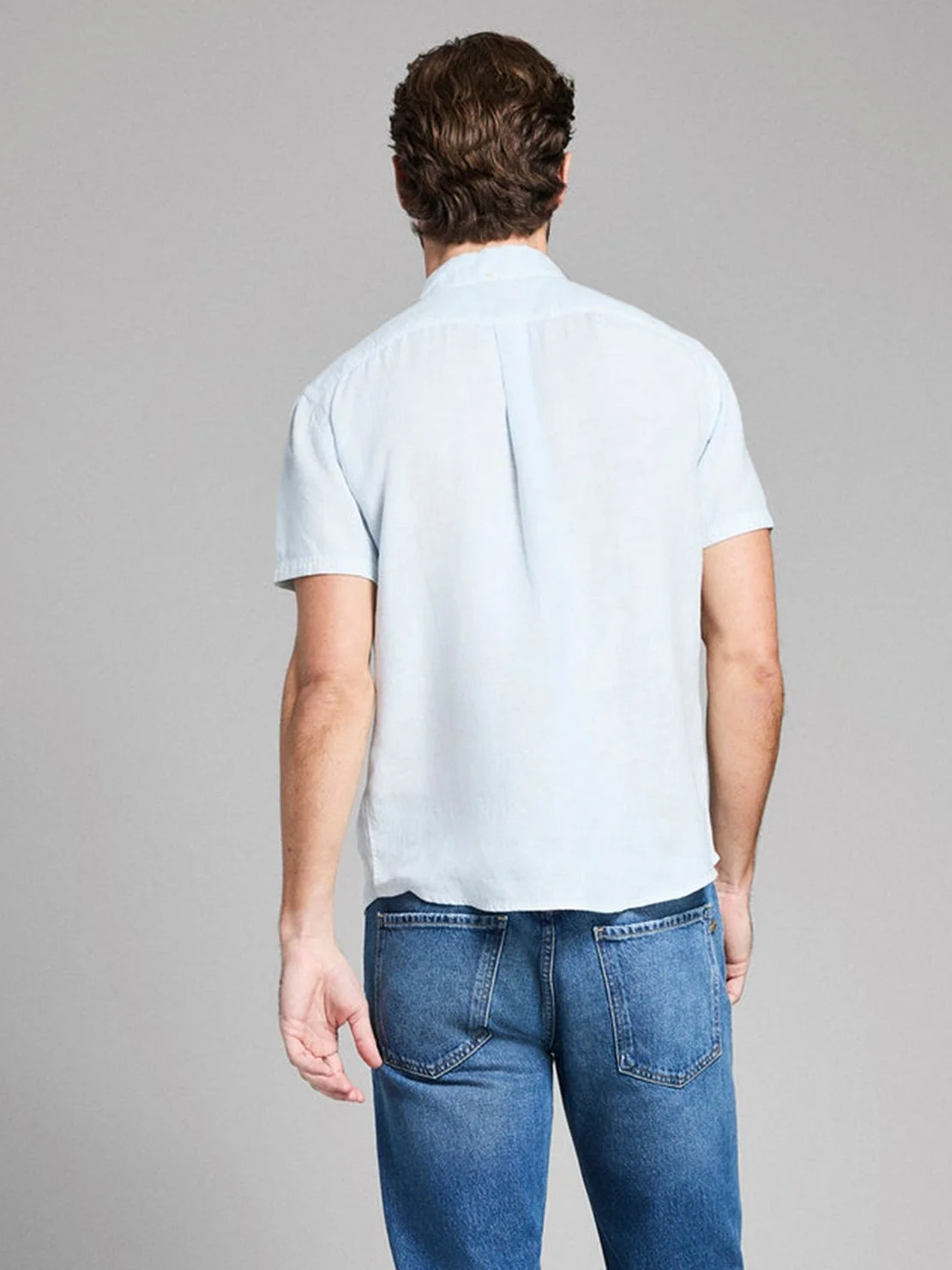 Linen Tuscumbia Button Down in Air Blue $178