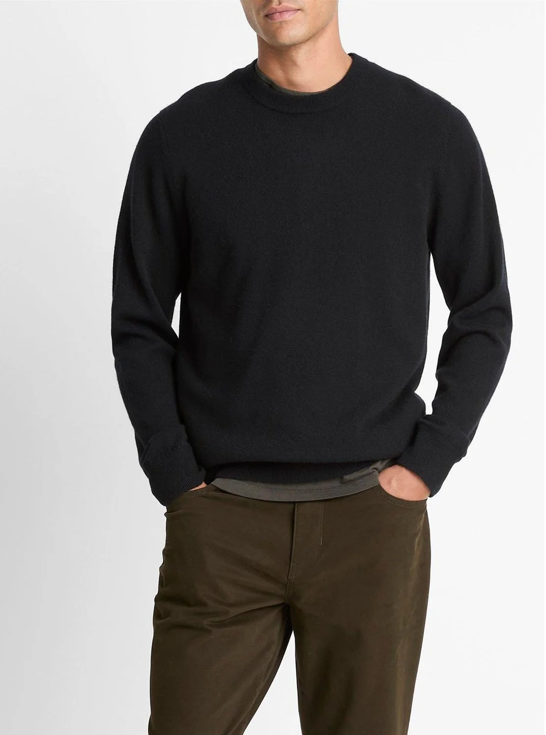 Cashmere Crew Neck Sweater in Black $398